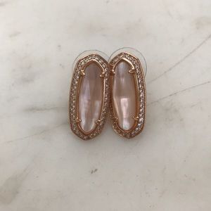 Kendra Scott Aston stud in Peach Illusion